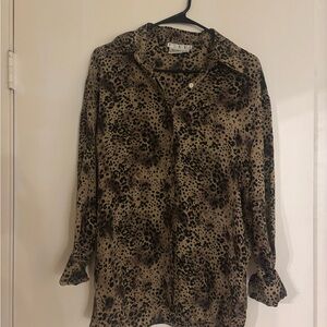 Vintage Piano Silk 🐆 Print Button Up Shirt Size Small Y2K Animal Print top